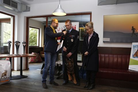 Nájdu sa psie hrdinovia?